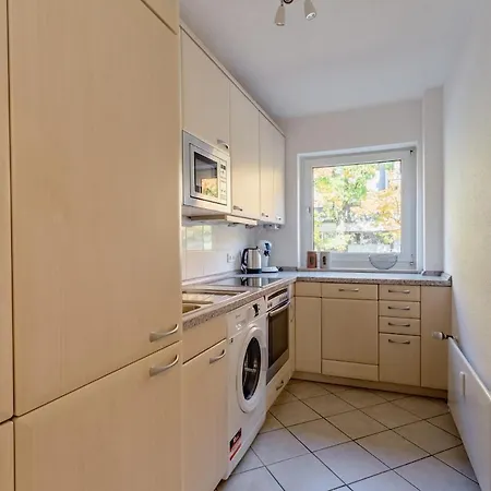 Sap12 Fitter's In Appartement *